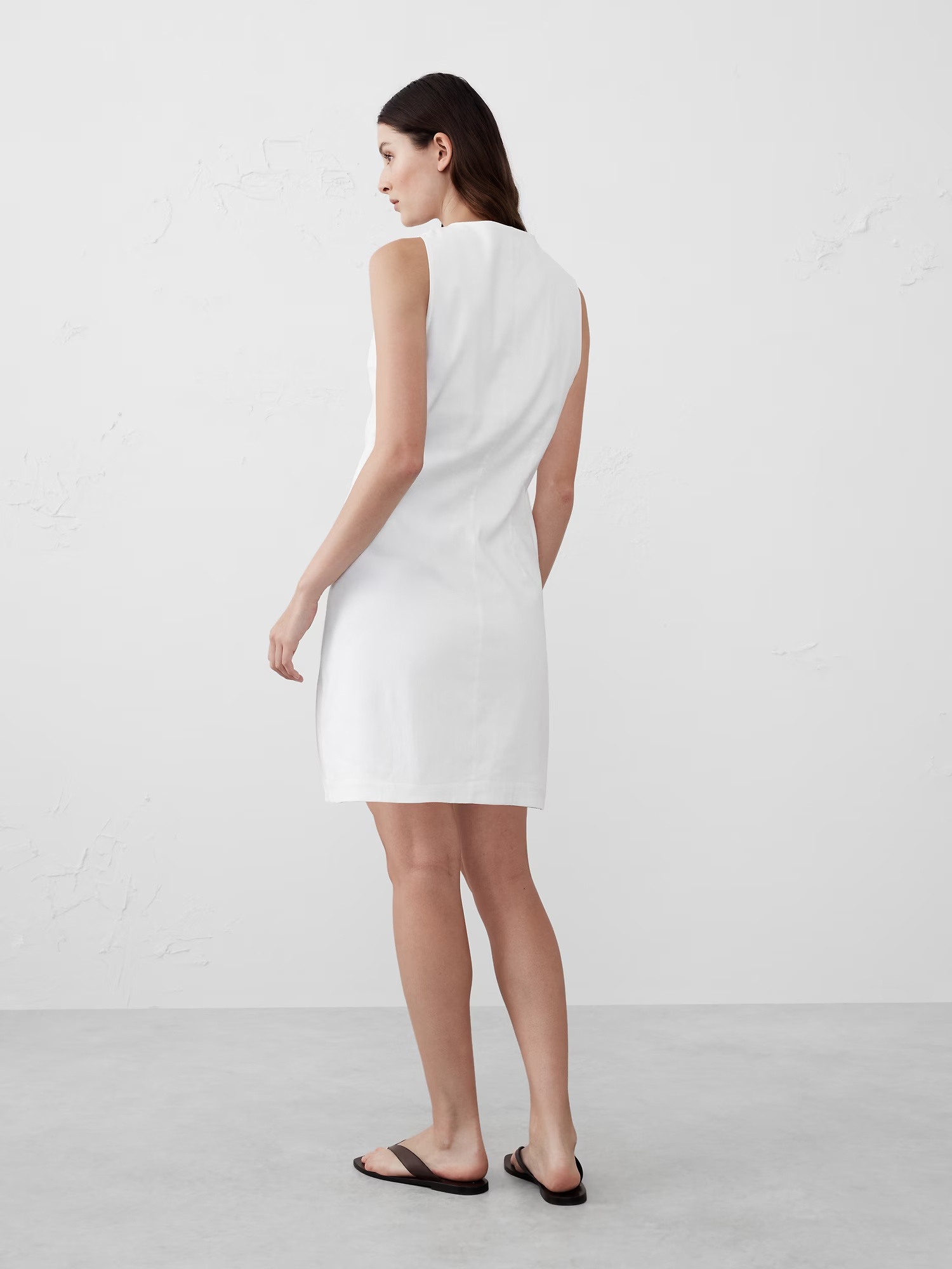 Linen-Blend Square-Neck Mini Dress - Preppy Navy 2 Linen-Blend Square-Neck Mini Dress - Black
