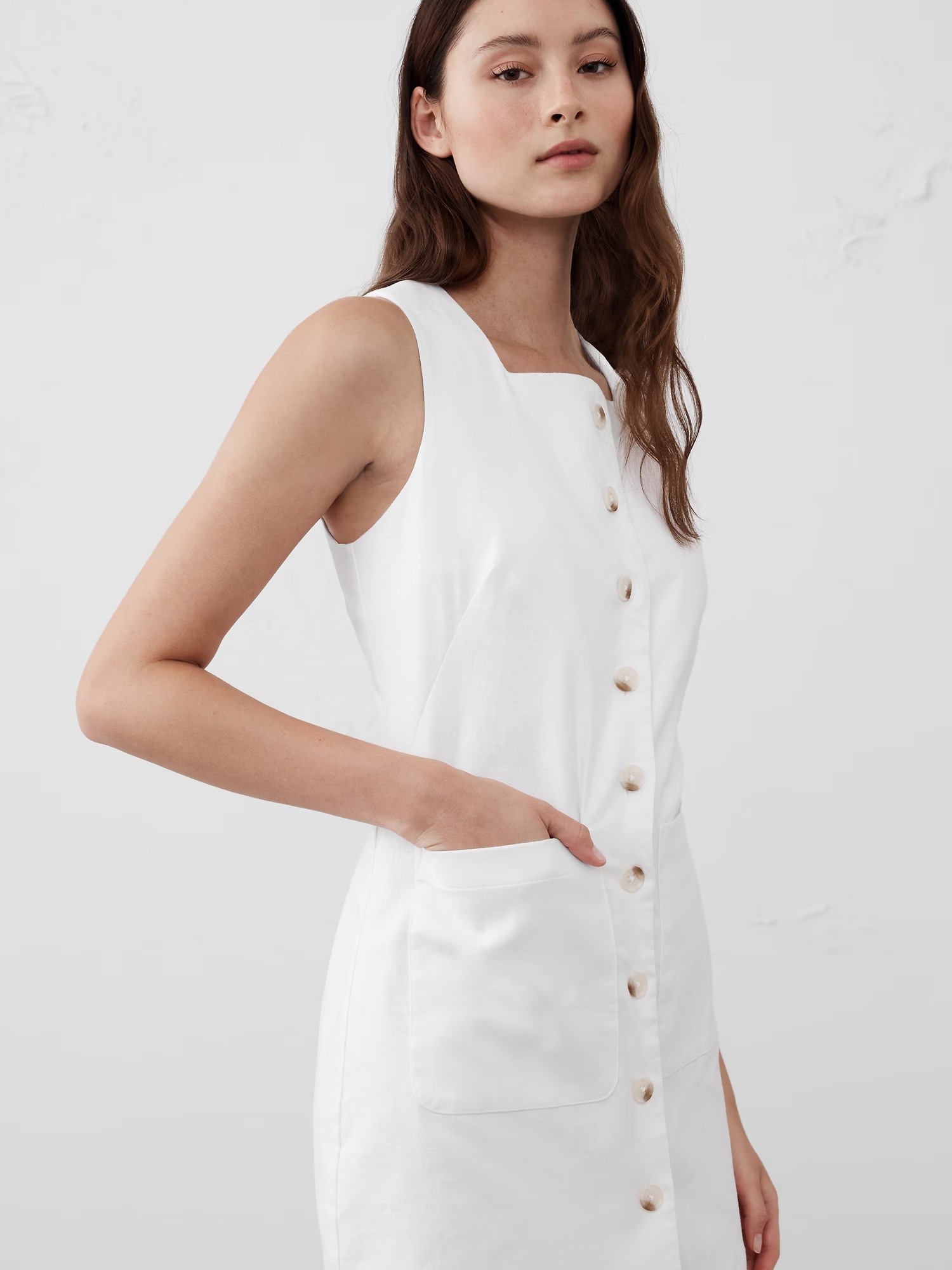 Linen-Blend Square-Neck Mini Dress - Preppy Navy 3 Linen-Blend Square-Neck Mini Dress - Black