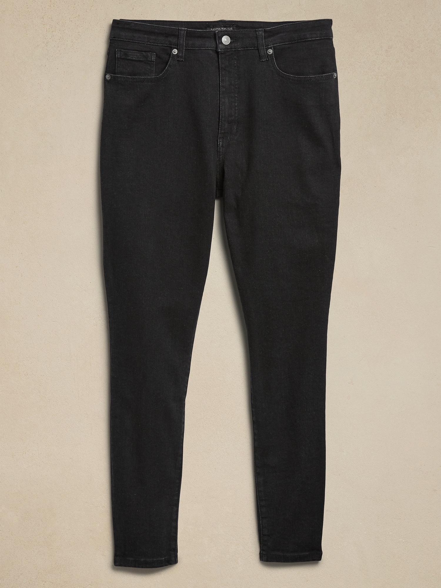 Curvy Mid-Rise Skinny Jean - Black Wash