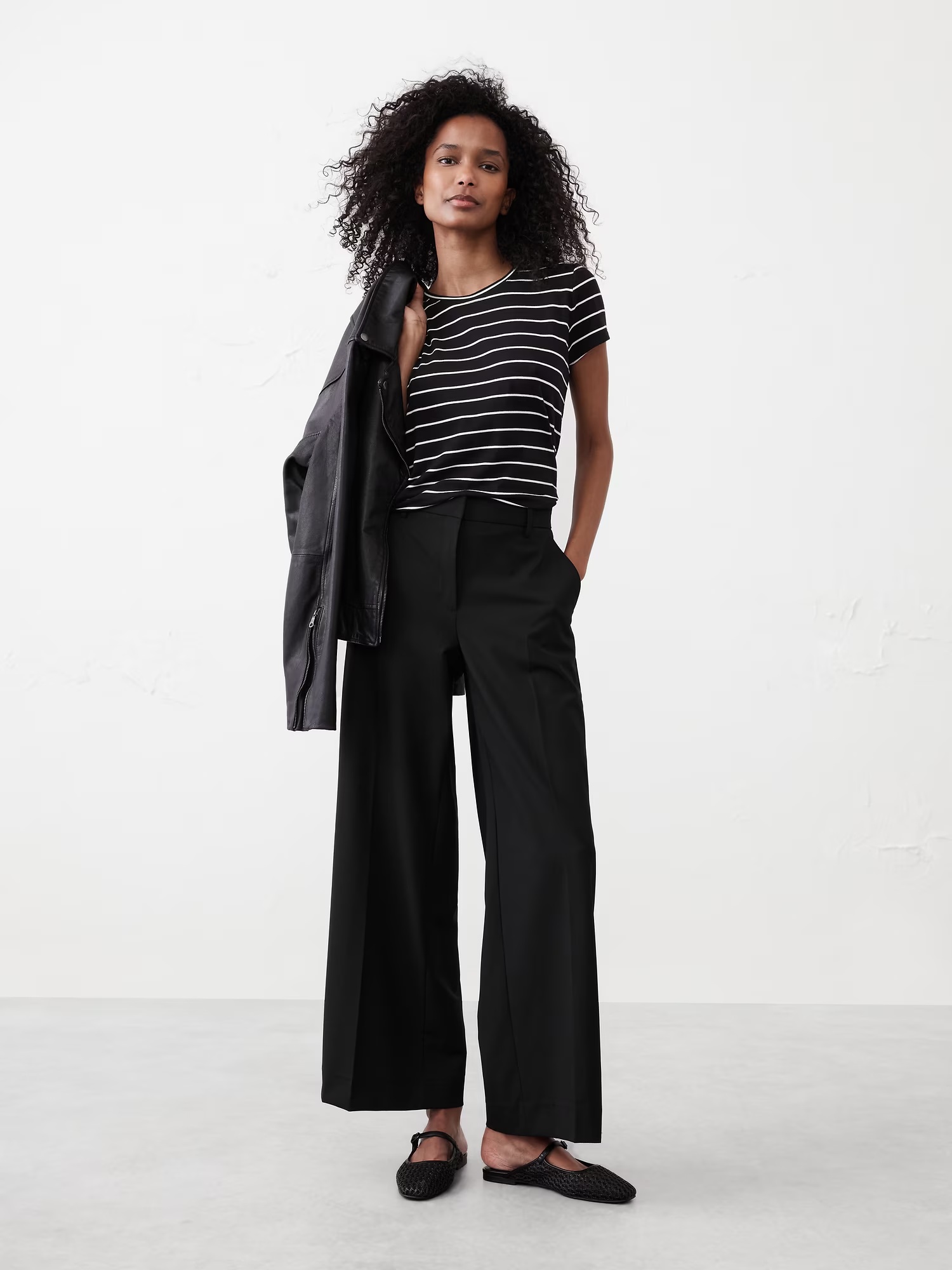 Bi-Stretch Easy Wide-Leg Pant - Black