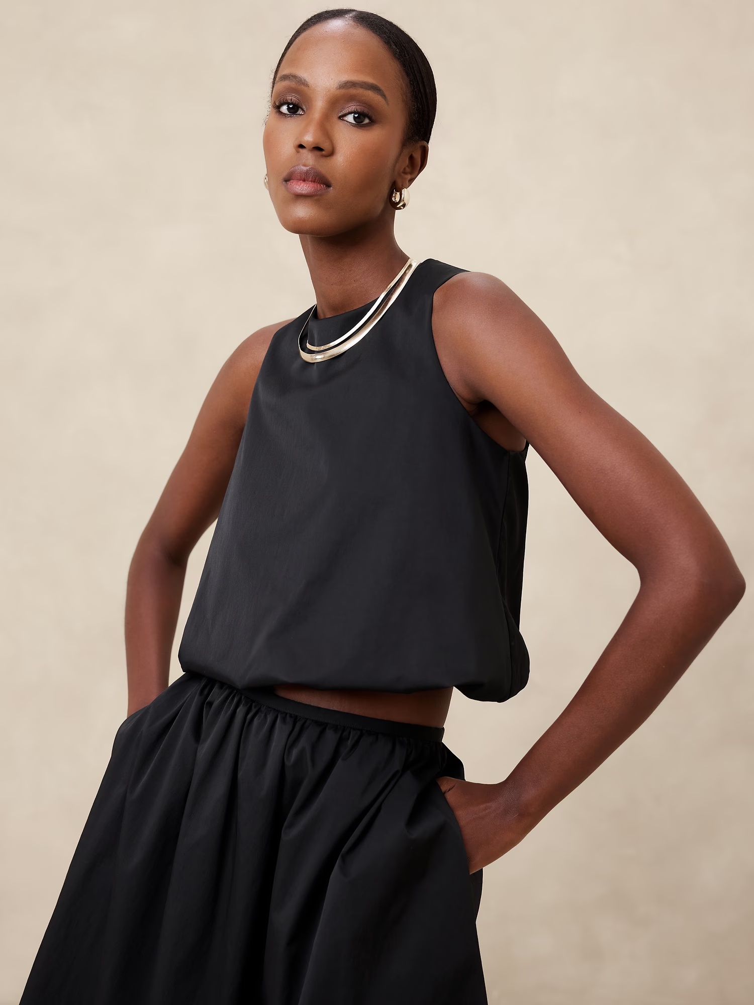 Bubble-Hem Top - Black