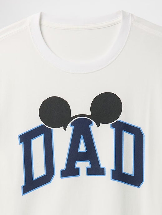 Gap × Disney Everyday Soft Graphic T-Shirt 4 Gap × Disney Everyday Soft Graphic T-Shirt