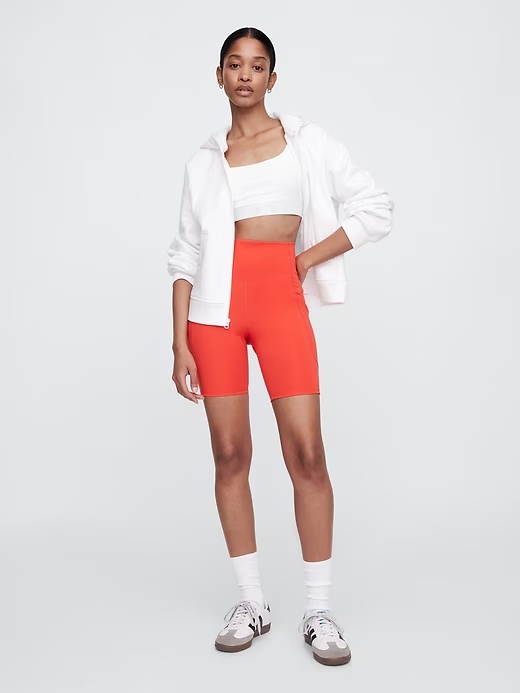 GapFit 7" High Rise Studio Bike Shorts