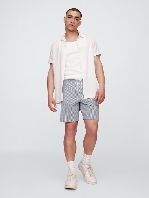 6" Relaxed Seersucker Swim Trunks