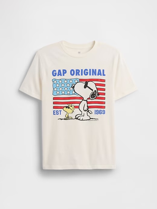 GapKids | Peanuts Graphic T-Shirt