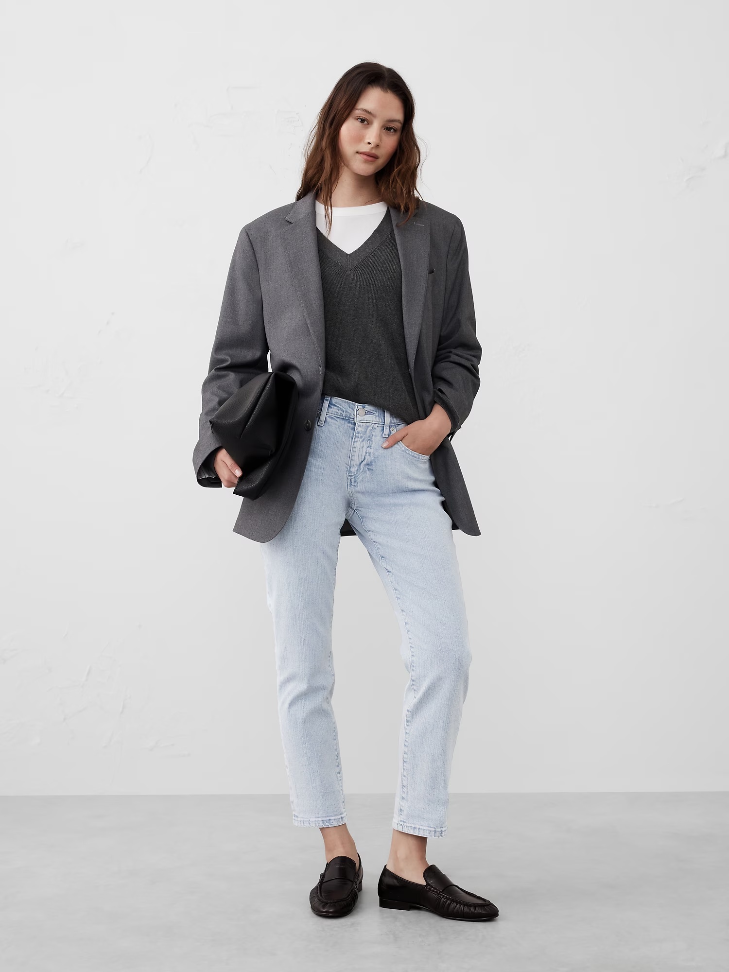 Girlfriend Jean - Light Wash